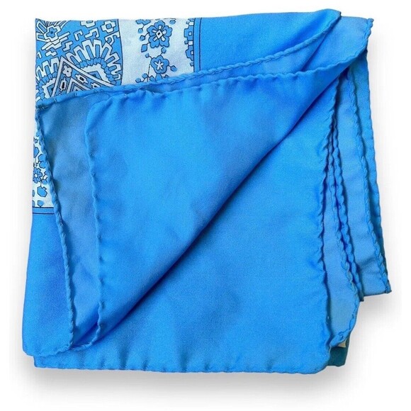 Blue Paisley Scarf Vintage Unisex 26'' x 26'' - Picture 4 of 4